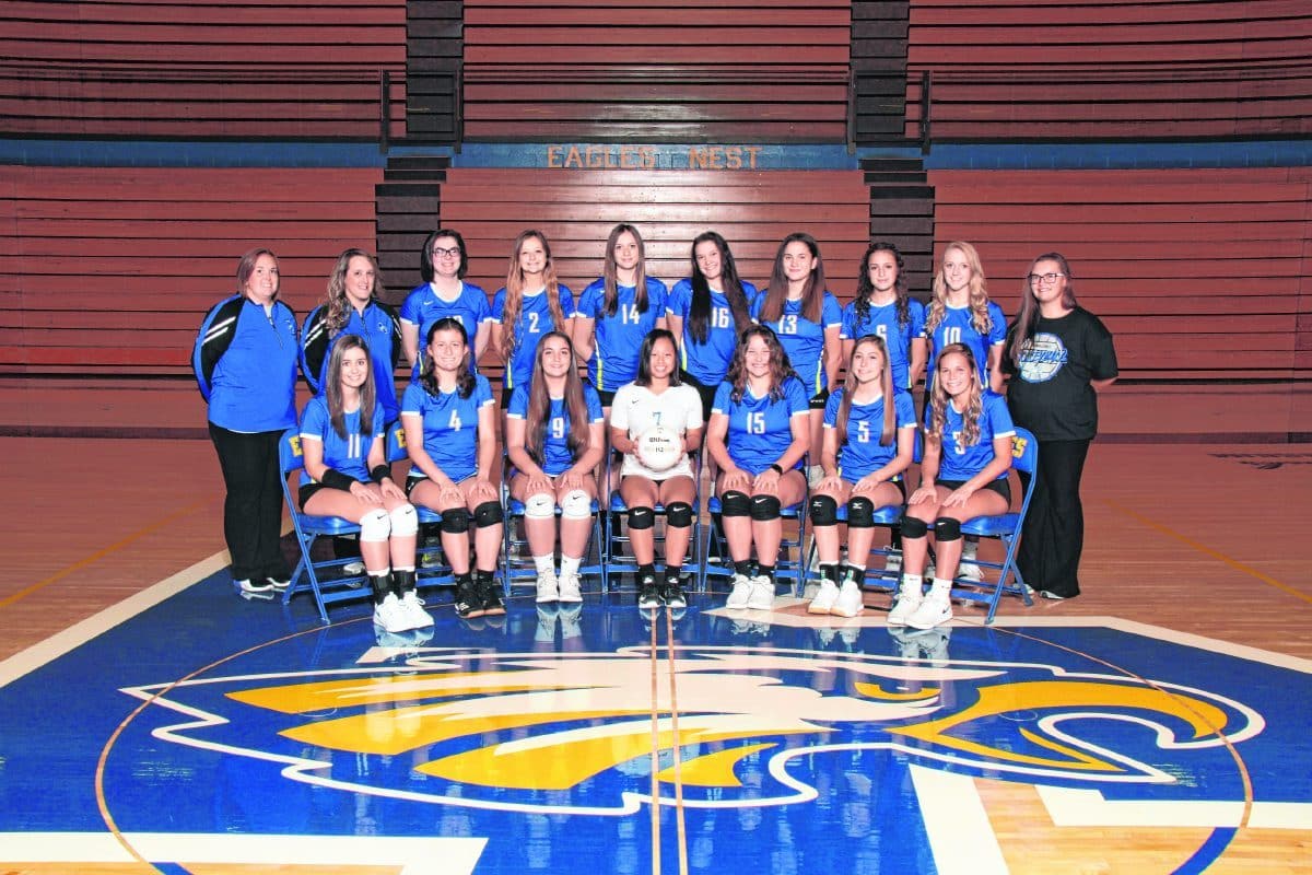 Front row: Abigail Bowman, Natalie Suding, Emma Lucas, Londyn Koester, Katie Tipton, Milly Patrick and Jayda Scales.Back row: Coach Amanda Doss, Coach Jessica Robertson, Lizzie Roush, Lauren Akles, Abigail Watson, Abigail Angebrandt, Savannah Oden, Anna Stogsdill, Mary Rygiel and Manager Mattie Satter.  Submitted | Inter-State Studio